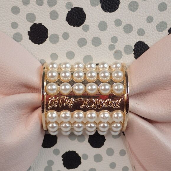 Betsey Johnson Pearl of a Girl Creme Dot Satchel Shoulder Bag Hard to Find! - Picture 2 of 16